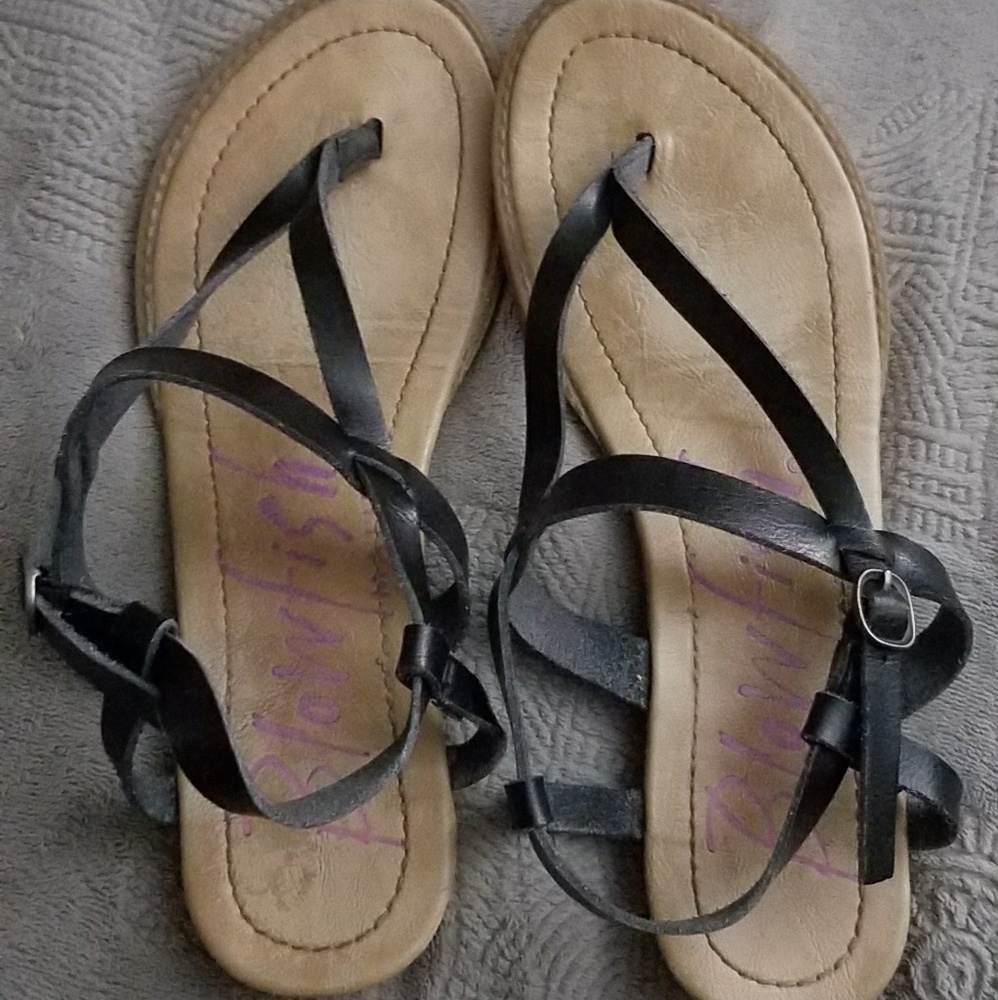 Sandals - Picture 3 of 3